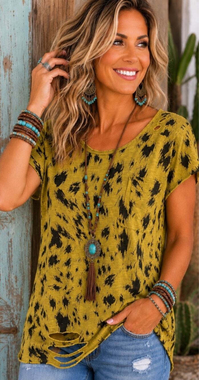 NWT A Rare Bird Green Raw Animal Distressed Tshirt S/M